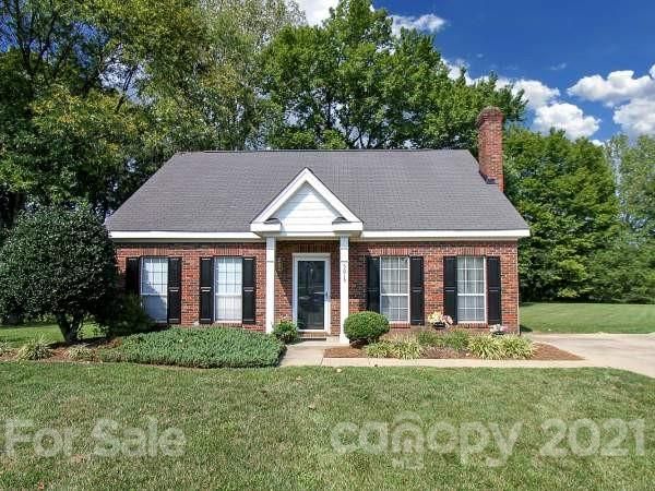 5013 Farmview Dr, Monroe, NC 28110