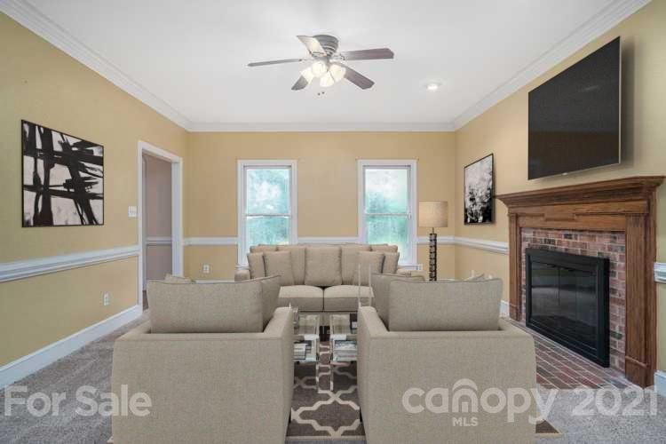 1701 Tanglebriar Ct, Weddington, NC 28104