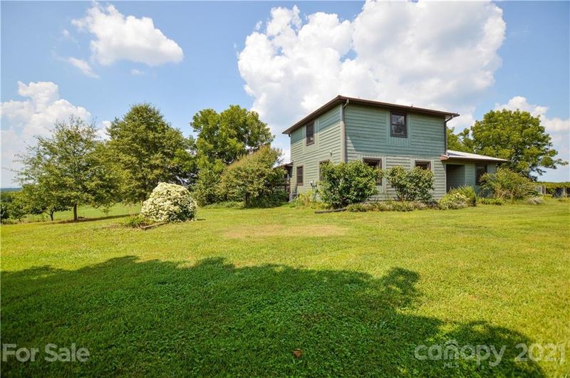 601 N Meadow Rd, Harmony, NC 28634
