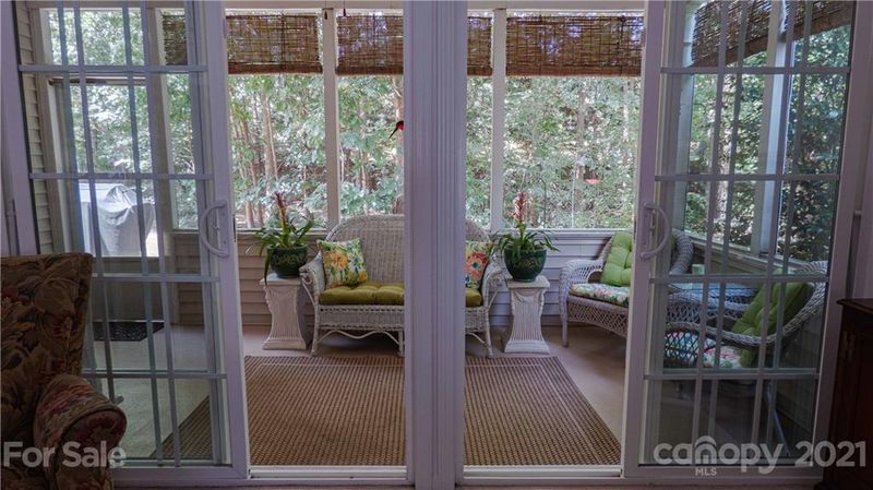 8430 Heron Glen Dr, Charlotte, NC 28269