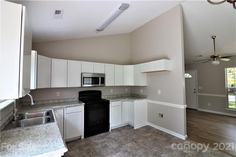 111 Coventry Dr, Indian Trail, NC 28079