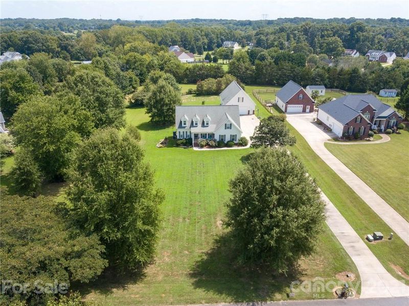 2824 Aprilia Ln, Monroe, NC 28112