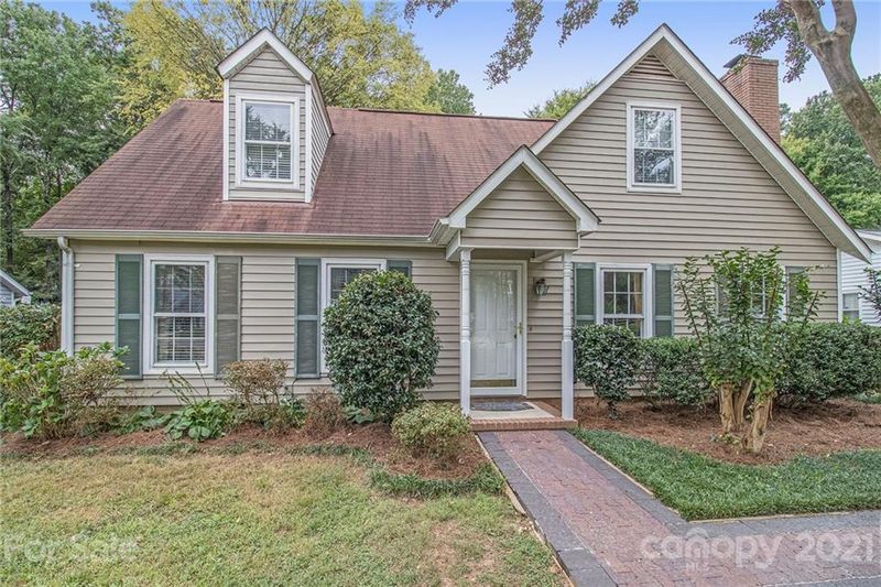 8625 Stoneface Rd, Charlotte, NC 28214
