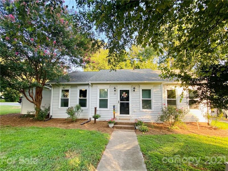 31 SW Charing Pl, Concord, NC 28025