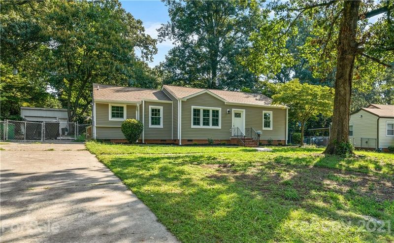 2311 Orton St, Charlotte, NC 28208