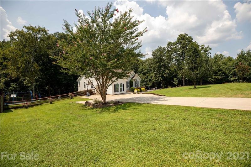 6008 Castle Pines Dr, Rock Hill, SC 29730