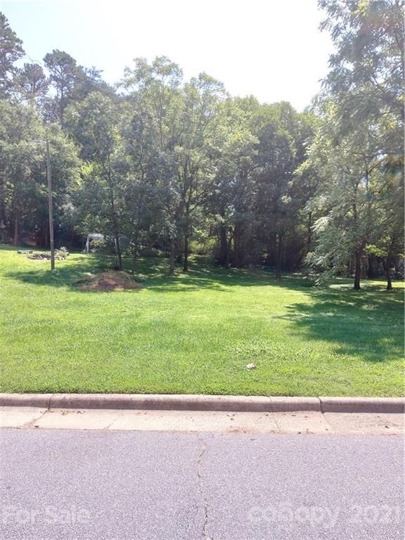 715 2nd Street Pl SW, Conover, NC 28613