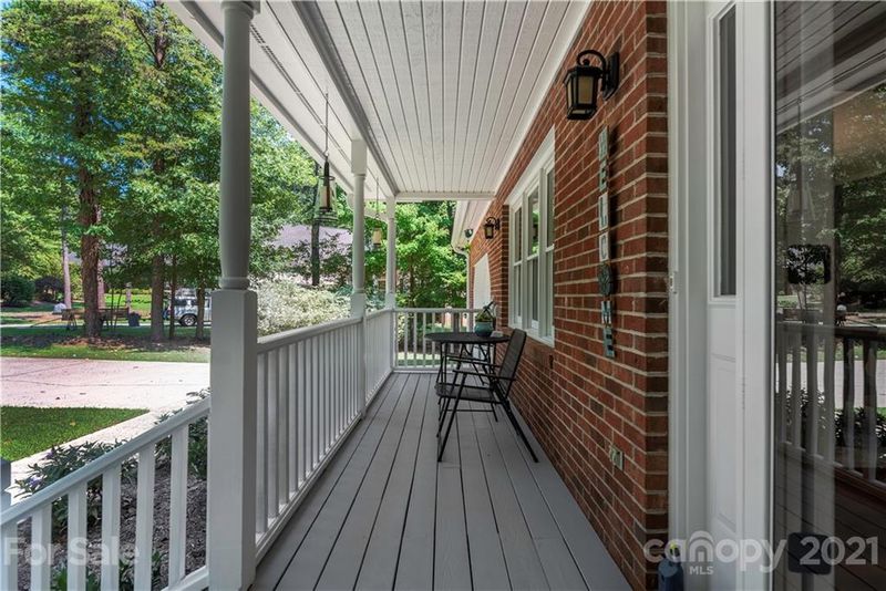 243 Tawny Bark Dr, Mooresville, NC 28117