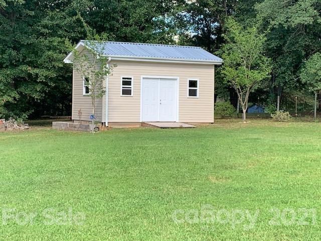 1920 Kehl Rd, Clover, SC 29710