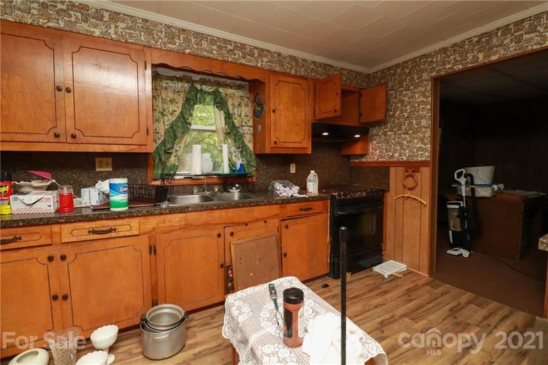 149 White St, Concord, NC 28027