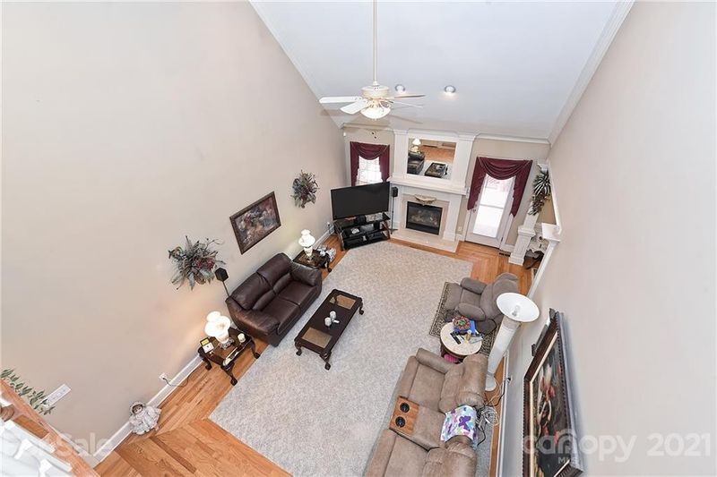 101 Classic Ct, Mount Holly, NC 28120