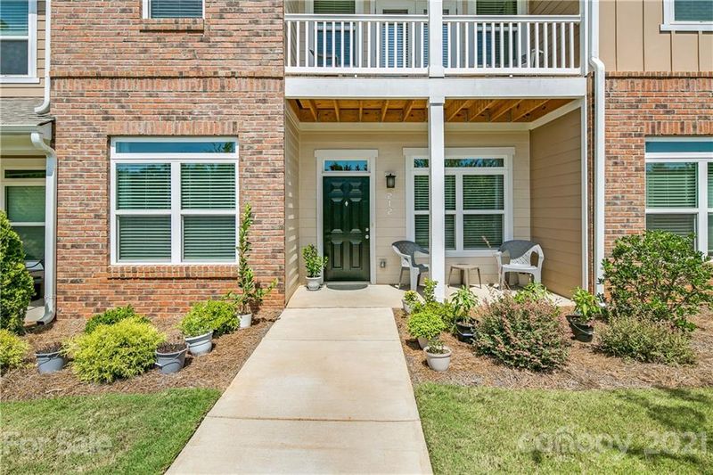 212 Overstone Ct, Fort Mill, SC 29715