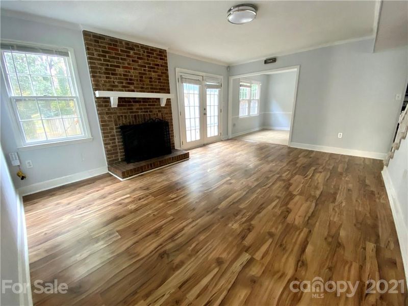 7720 Cedar Tree Ln, Charlotte, NC 28227