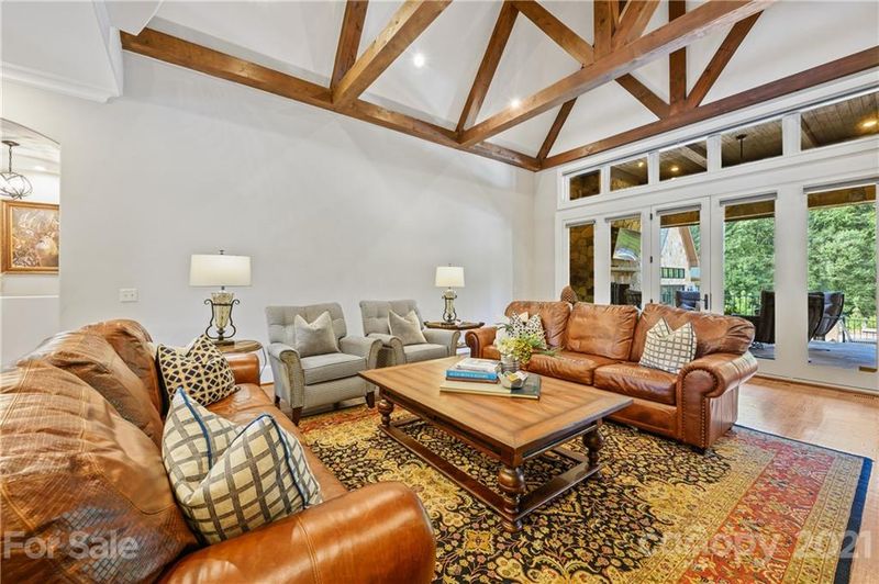 715 Davidson Run Ln, Davidson, NC 28036