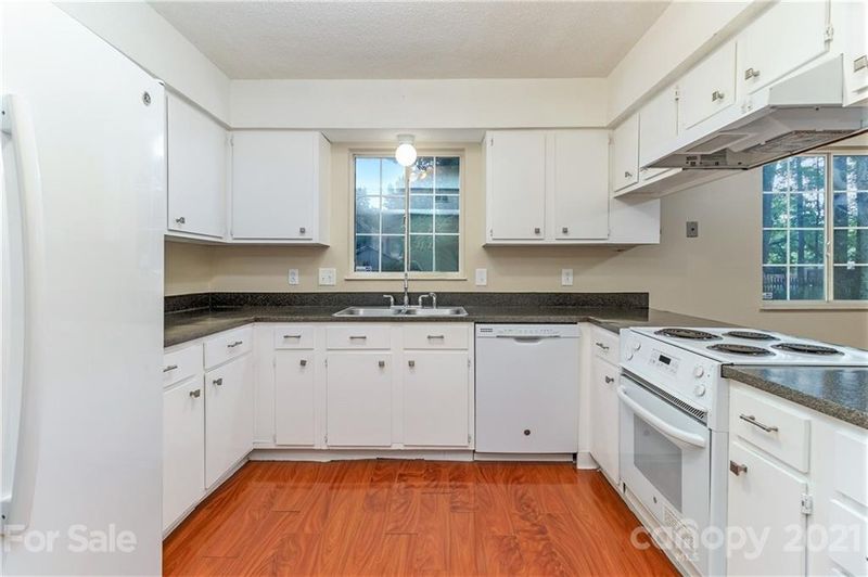 6301 Ivory Palm Dr, Charlotte, NC 28227
