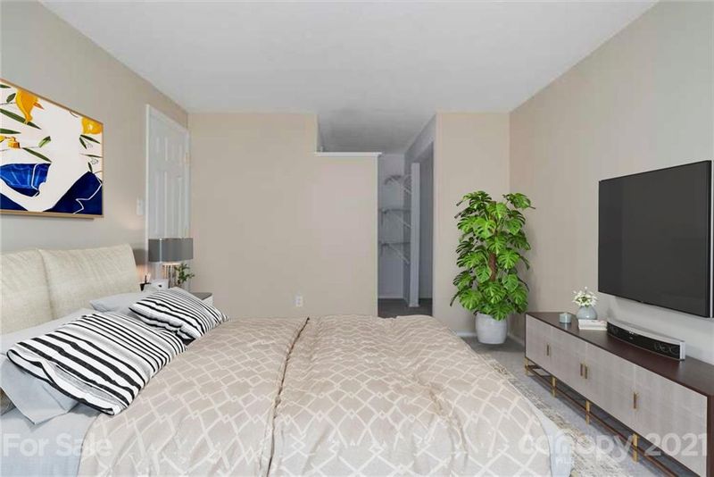 6301 Ivory Palm Dr, Charlotte, NC 28227