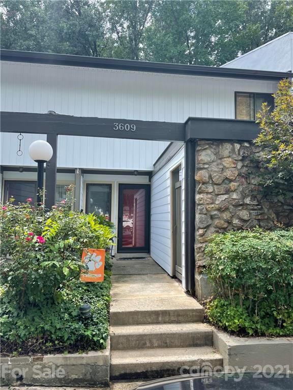 3609 Maple Glen Ln, Charlotte, NC 28226