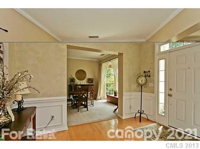 5770 Cambridge Bay Dr, Charlotte, NC 28269