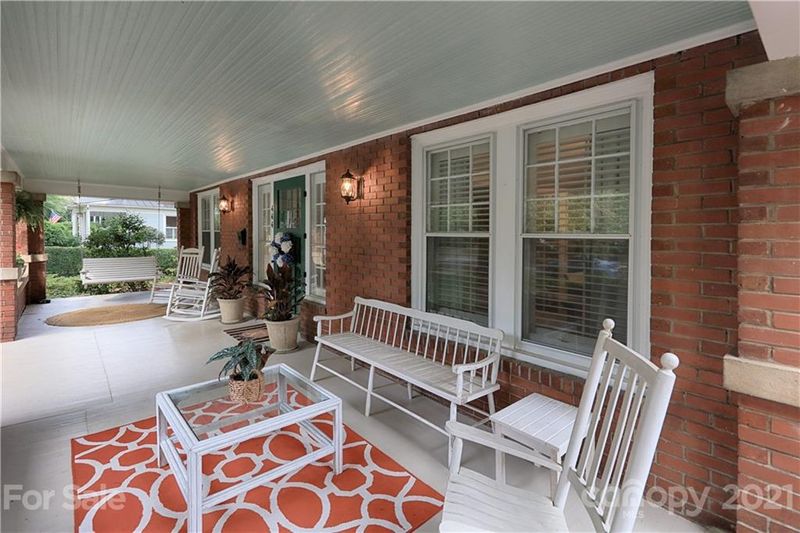 444 W End Ave, Statesville, NC 28677