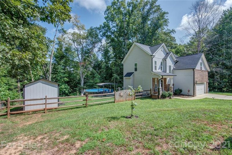 116 Lawson Ct, Stanley, NC 28164