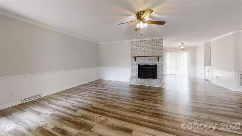 827 Old Lincolnton Crouse Rd, Lincolnton, NC 28092