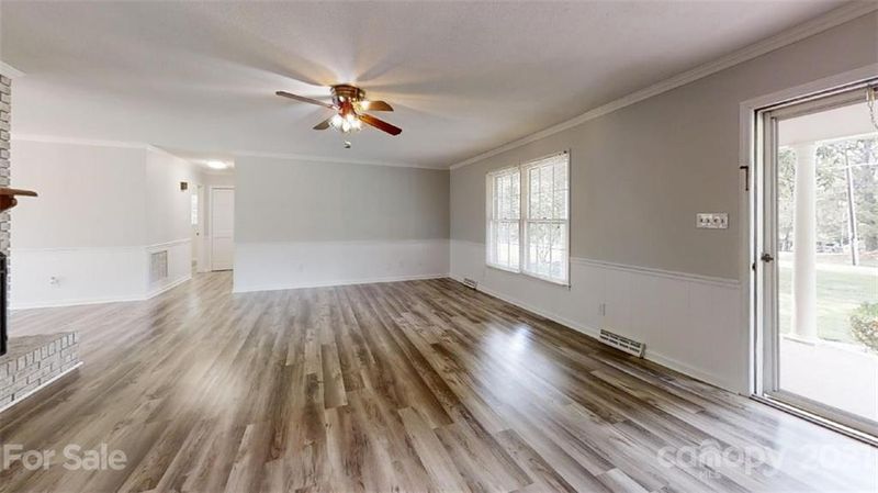 827 Old Lincolnton Crouse Rd, Lincolnton, NC 28092