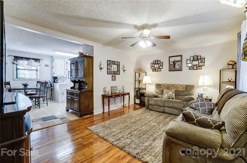 14 Ruth Ave, Newton, NC 28658
