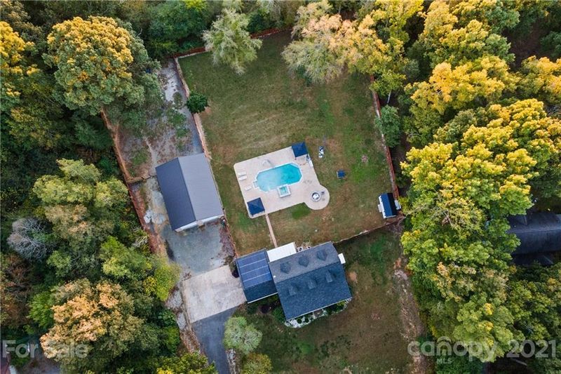 5702 Shoreview Dr, Concord, NC 28025