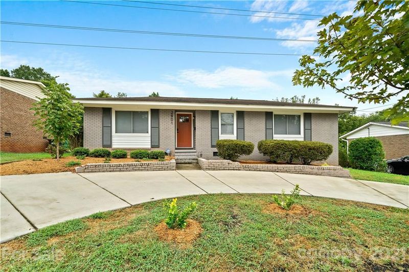 2901 Remington St, Charlotte, NC 28216
