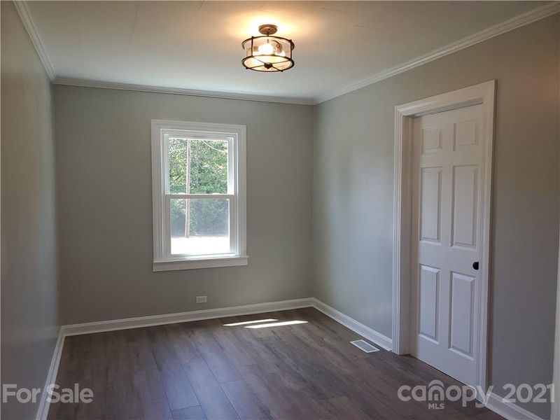 1217 Dial St, Kannapolis, NC 28083