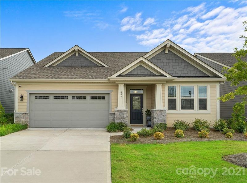 809 Cadence Park Pl, Tega Cay, SC 29708
