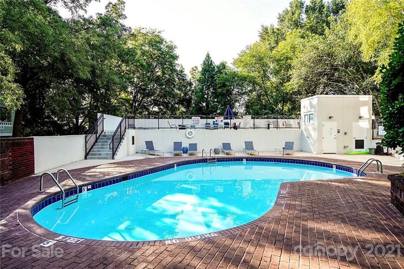 2719 Selwyn Ave #14, Charlotte, NC 28209