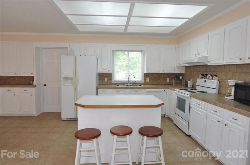 1558 Wellridge Rd, Chester, SC 29706