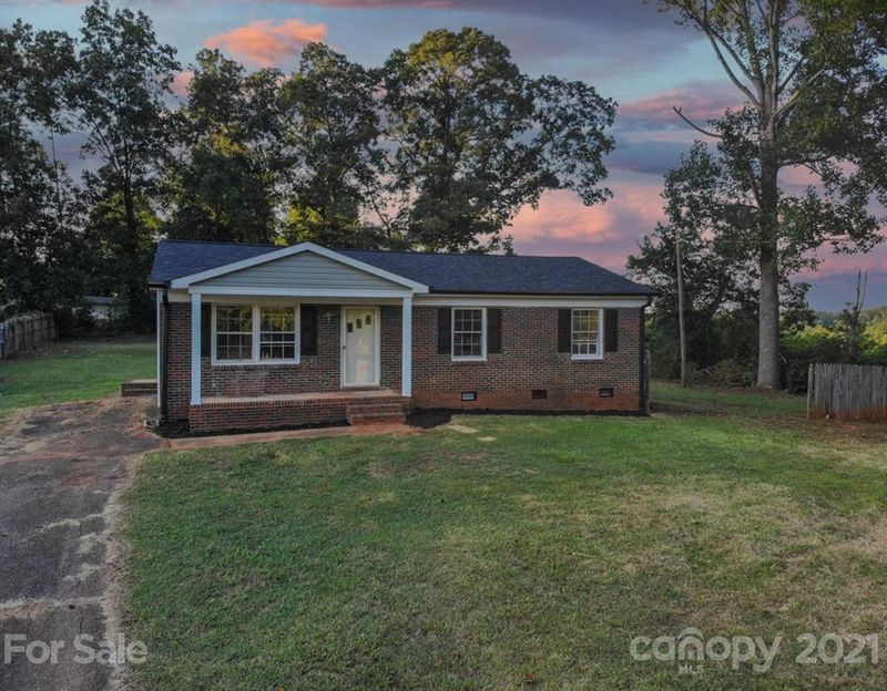 710 Todd St, Dallas, NC 28034