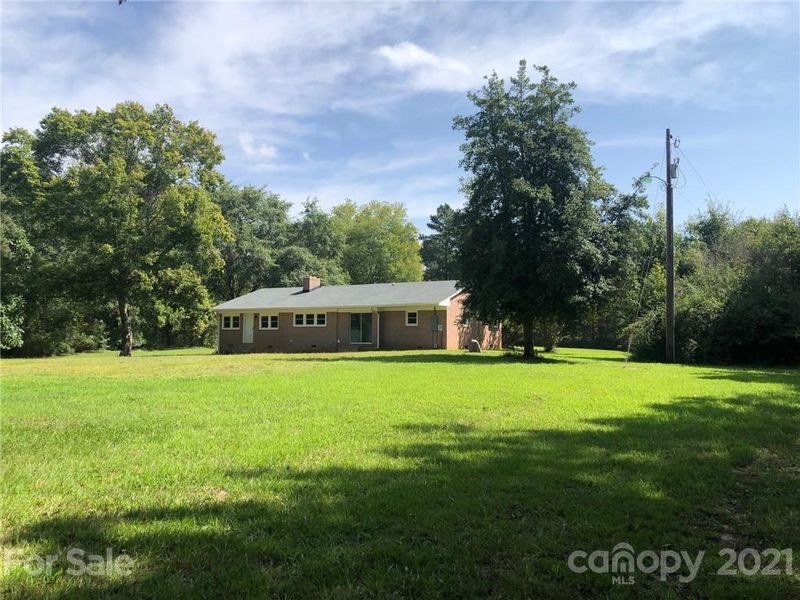 2345 Lowrys Hw, Chester, SC 29706