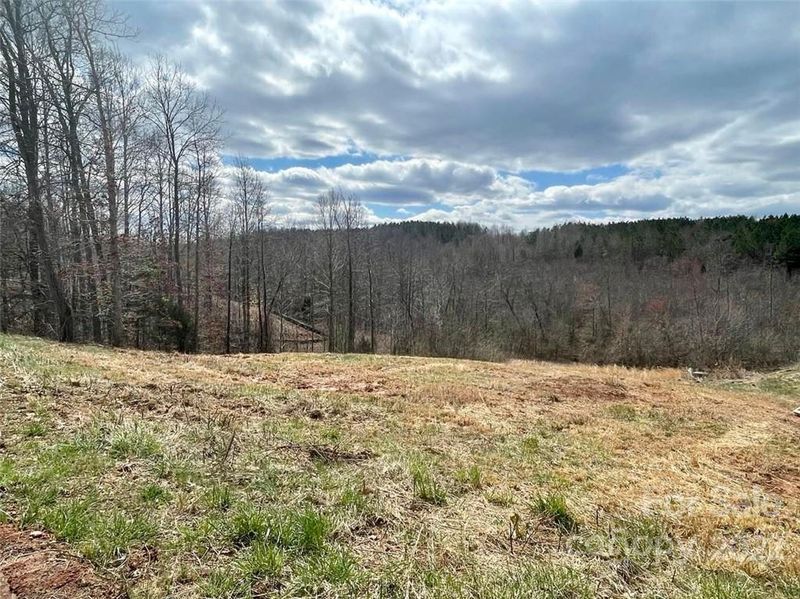 147 Jo Creek Dr, Harmony, NC 28634