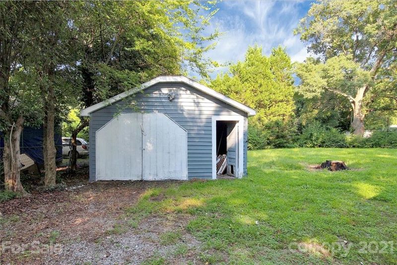 584 Central Dr NW, Concord, NC 28027