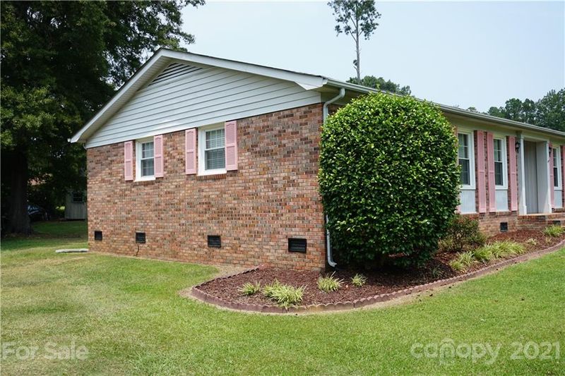 603 Mcdowell Dr, Chester, SC 29706