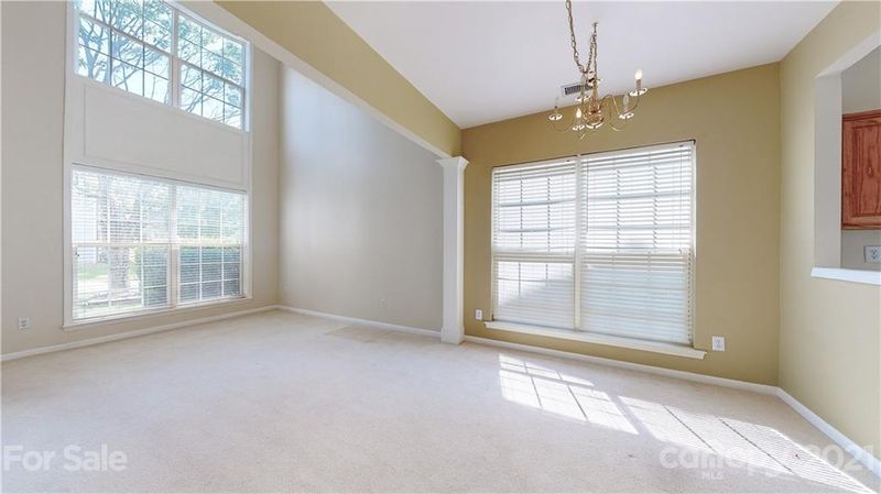 3433 Laurenhurst Ln, Charlotte, NC 28270