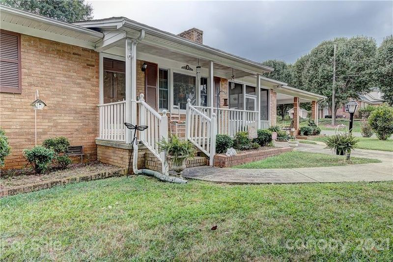 707 Craig St, Cherryville, NC 28021