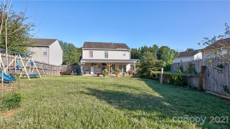 1329 Harland St, Charlotte, NC 28216