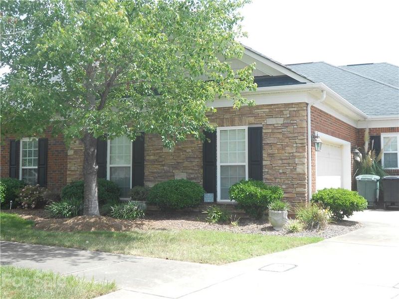 2725 Santiago Cir, Monroe, NC 28110