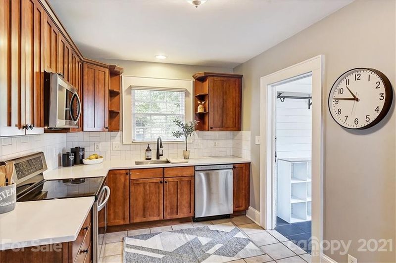 3113 Commonwealth Ave, Charlotte, NC 28205