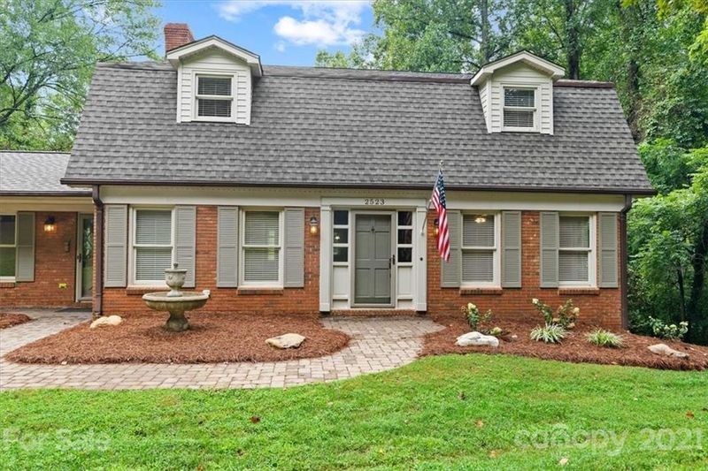 2523 Eagle Dr NE, Conover, NC 28613
