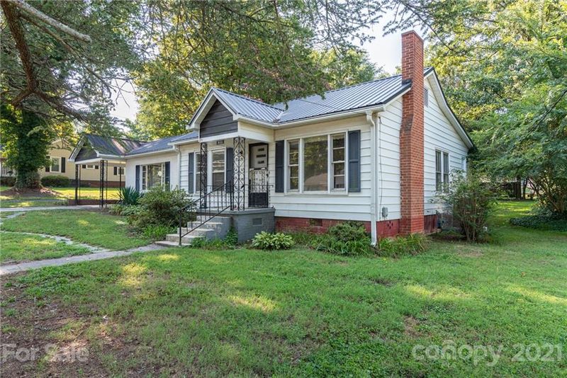 811 Sprucewood St, Kannapolis, NC 28081