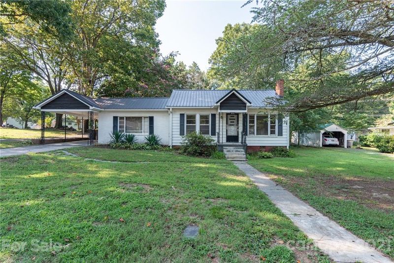 811 Sprucewood St, Kannapolis, NC 28081