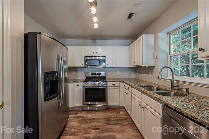 1476 Deer Forest Dr, Indian Land, SC 29707
