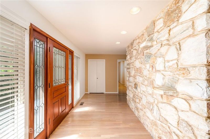 12 Bald Eagle Rd, Lake Wylie, SC 29710