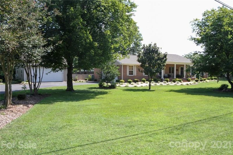 17115 Mckee Rd, Charlotte, NC 28278
