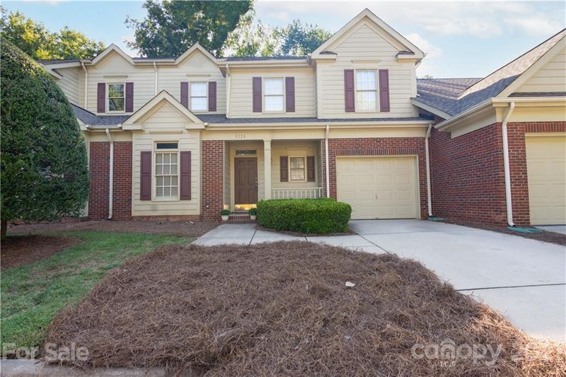 9124 Providence Colony Dr, Charlotte, NC 28277